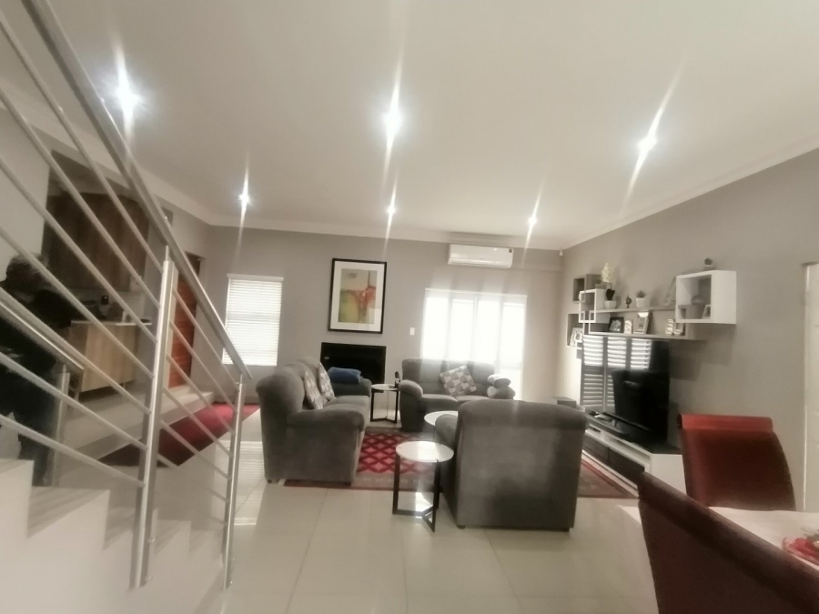 4 Bedroom Property for Sale in Wild Olive Estate Free State